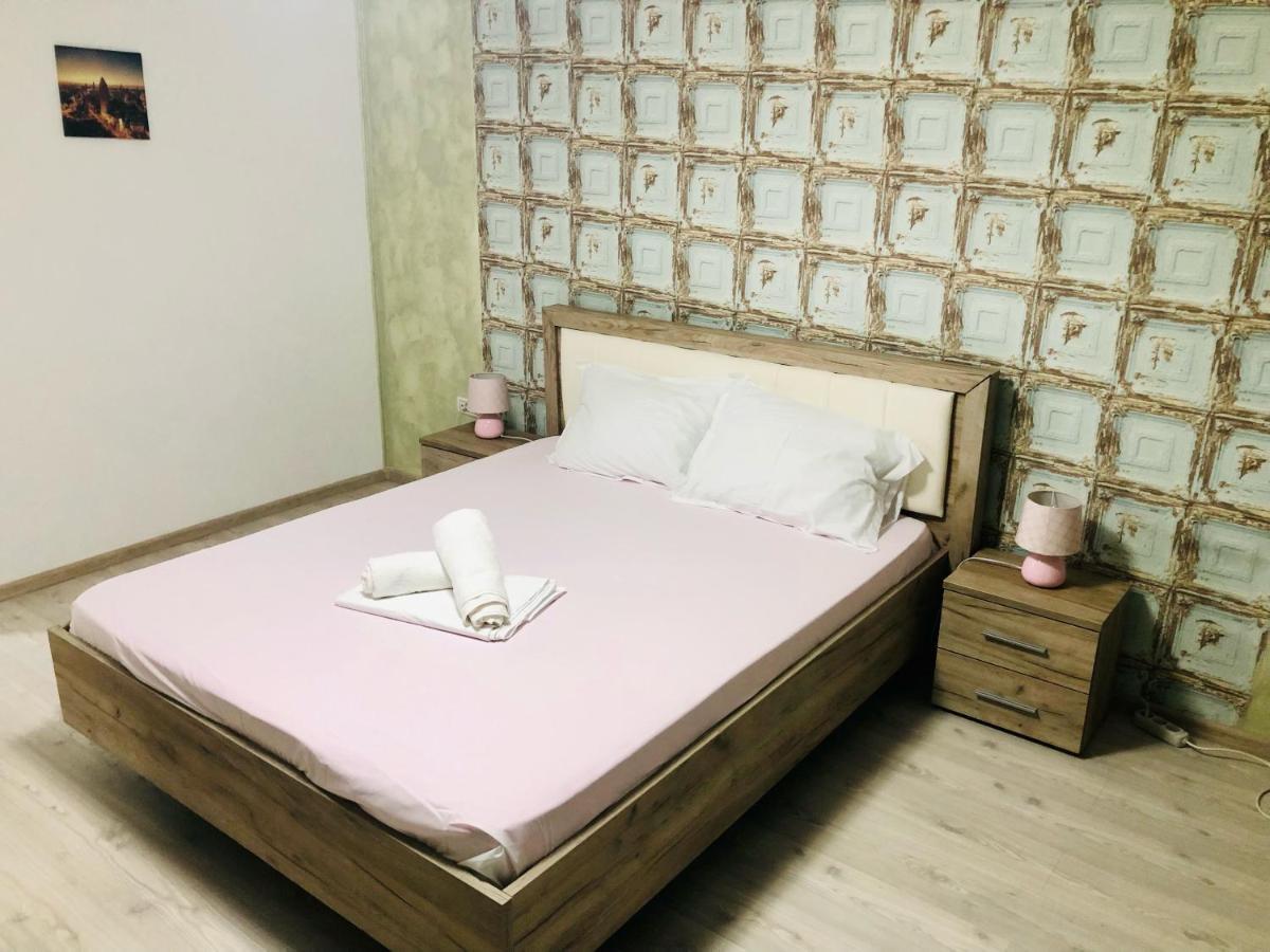 Central Park - Big Apartment - 3 Rooms - Free Parking T5 ทิมิชัวรา ภายนอก รูปภาพ